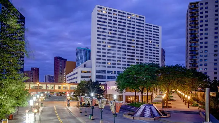 Official imagery from Twin Cities Con