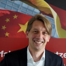 Dr. Jasper Habicht
