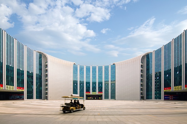 ภายนอกสถานที่จัดงาน — DOMOTEX South East Asia