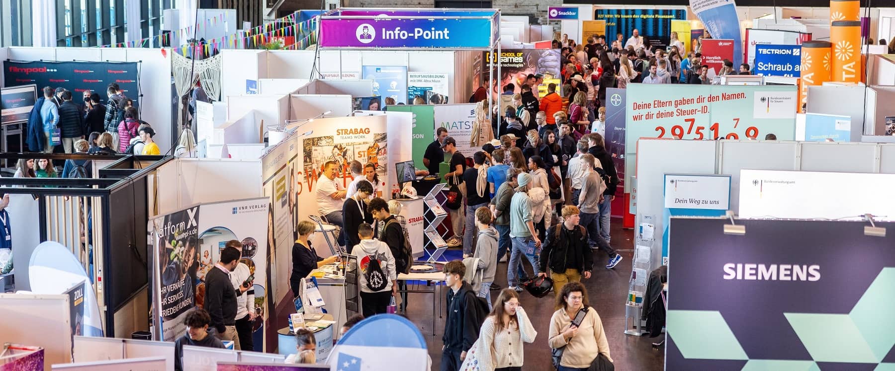 Official imagery from Traumberuf MINT-Messe Hamburg 2026